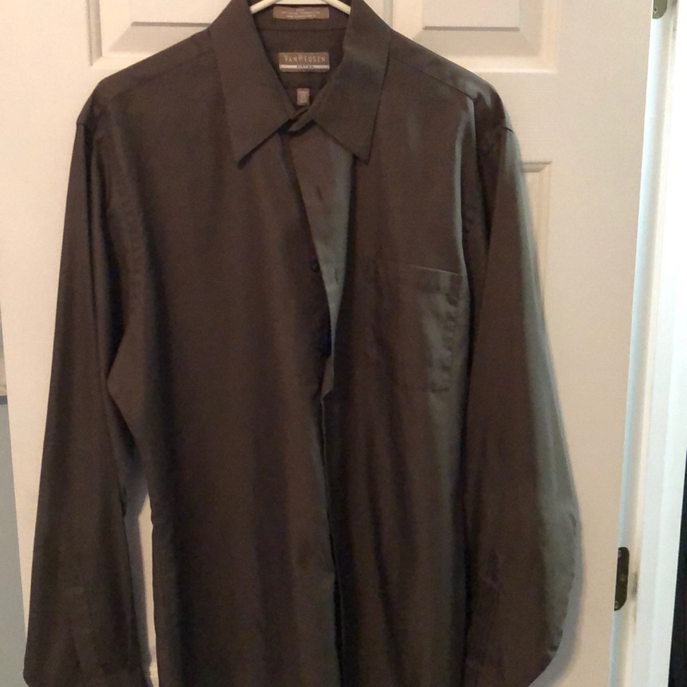 VanHeusen fitted 16.5 36/37 men’s dress shirt